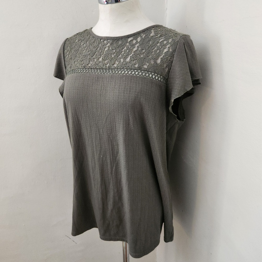 Torrid Womens Olive Green Ribbed Lace Yoke Flutter Sleeve Top Size 1 Plus L XL - Picture 6 of 6